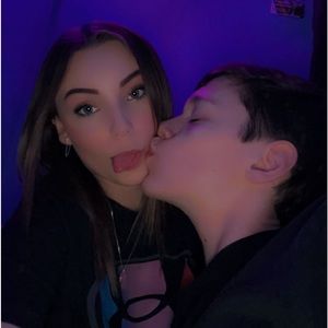 Meet your Posher, Alexia